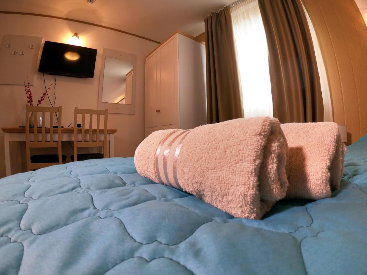 Cabana La Pestera Pestera  外观 照片